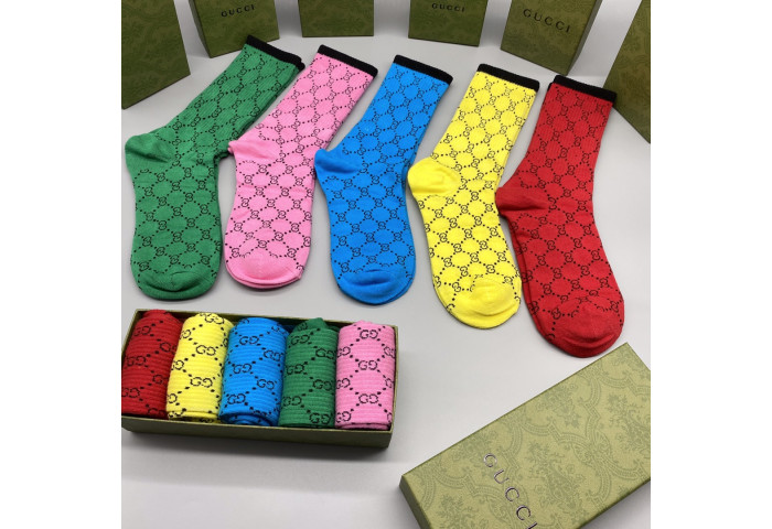 G*u*i sock