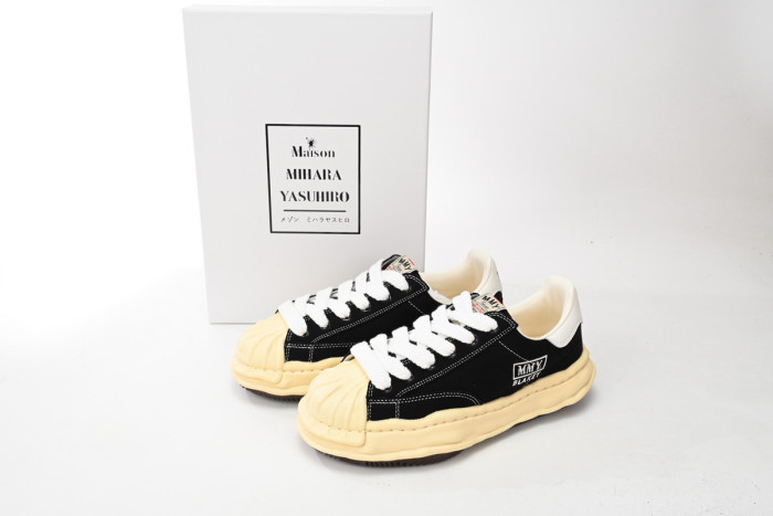 MIHARA YASUHIRO Black And White Characters MMY-029