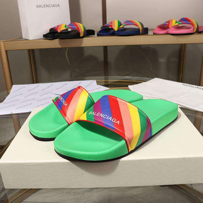 BLCG SLIPPERS